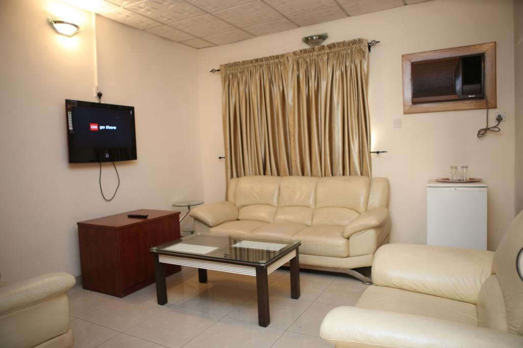 The Habitat Suites International Lagos Rom bilde