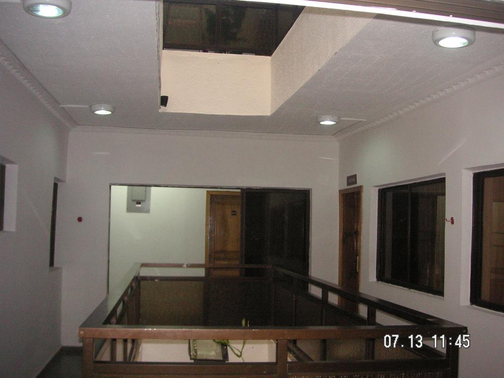 The Habitat Suites International Lagos Eksteriør bilde