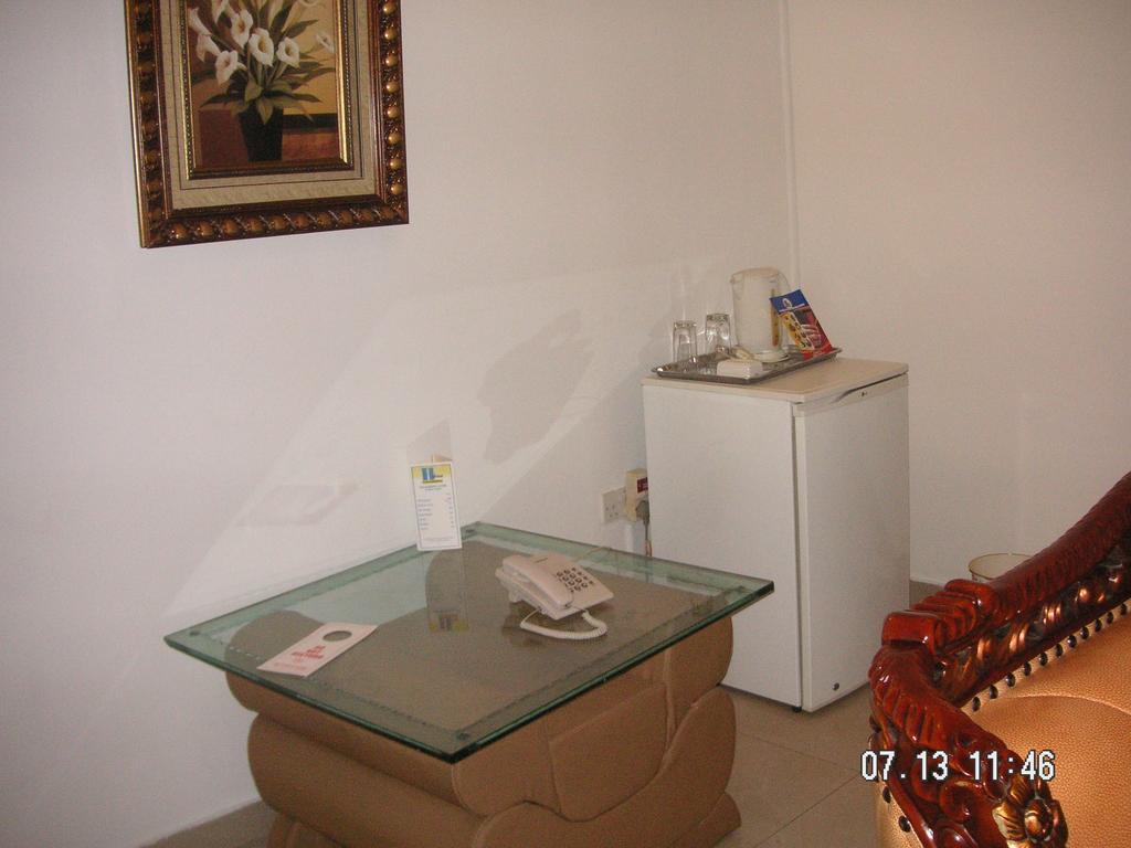 The Habitat Suites International Lagos Eksteriør bilde