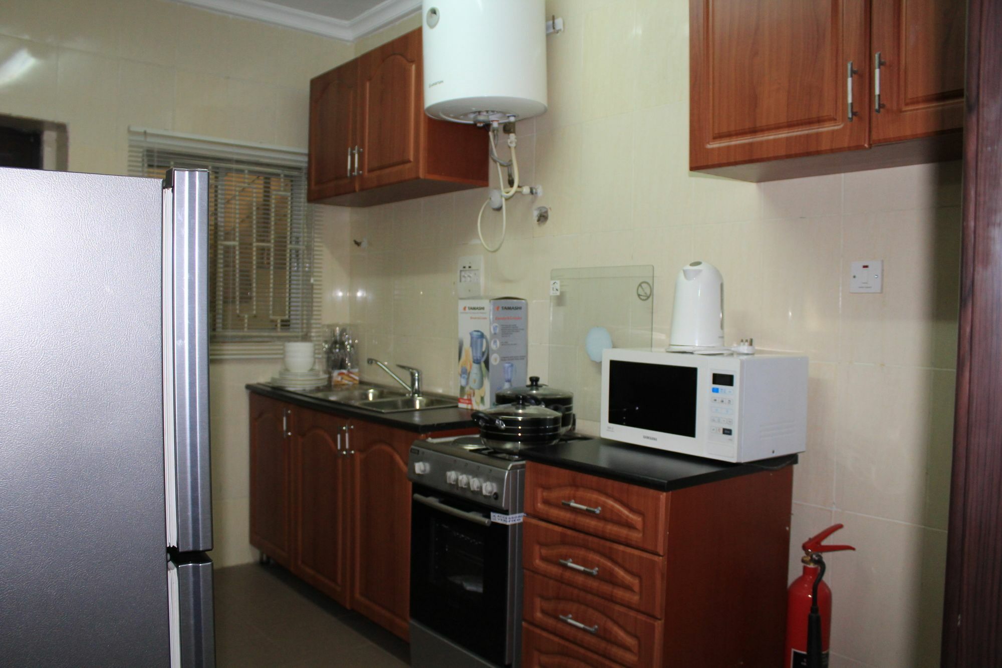The Habitat Suites International Lagos Eksteriør bilde